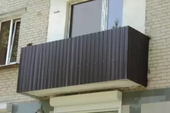 Остекление балкона профилем Рехау Delight 70