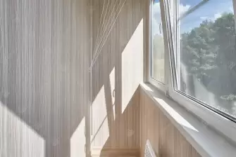 Отделка балкона МДФ с утеплением и остеклением