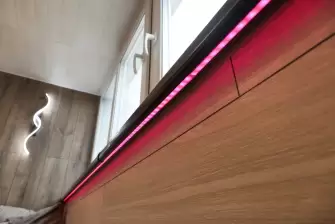 Объединение прямого балкона с комнатой