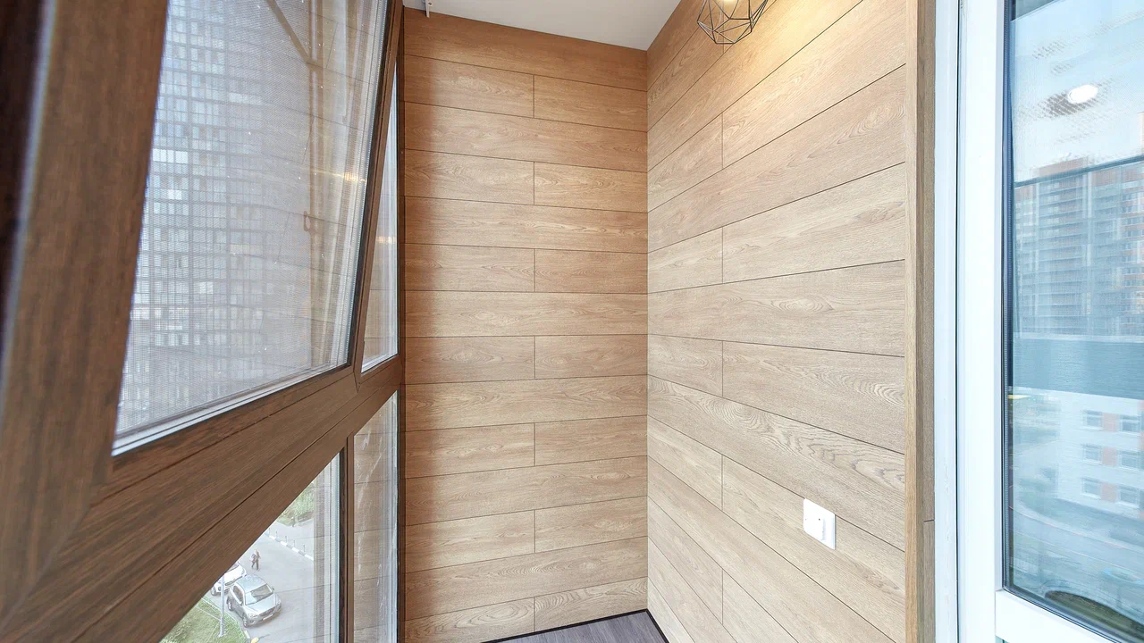 Отделка балконов под ключ в Троицке